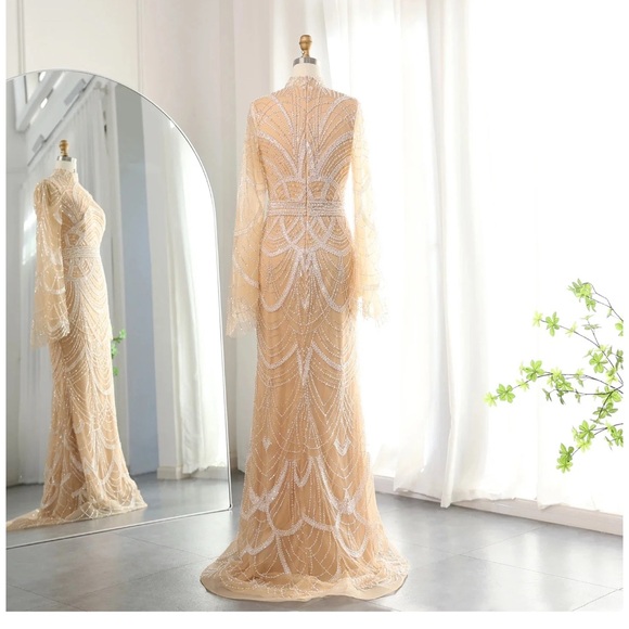 Asiyah Dresses Dresses | Chic Cream Beaded Long Sleeve Dress | Color: Cream/White | Size: 14 | Summerallo's Closet Asiyah Dresses Dresses | Chic Cream Beaded Long Sleeve Dress | Color: Cream/White | Size: 14 | Summerallo's Closet